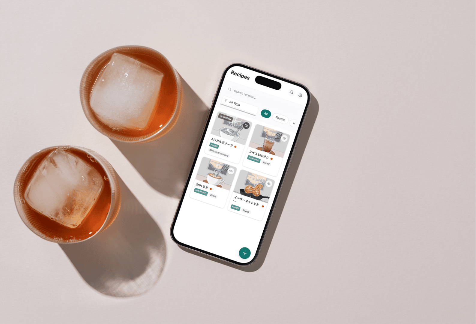 カフェでKaluaのレシピ管理アプリを表示しているタブレット